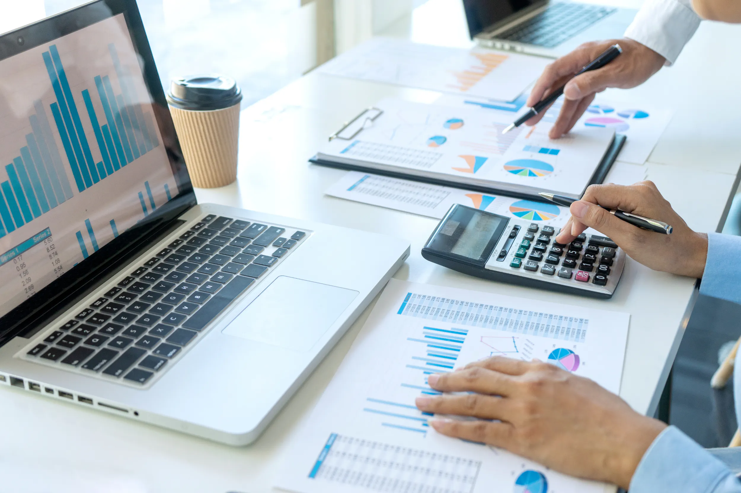 Precios de los datos_ Porcentaje de medios frente a precios CPM